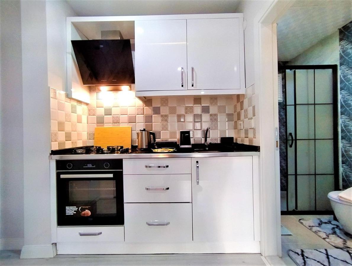 Daire Central And Fully Furnished Flat In Muratpasa *