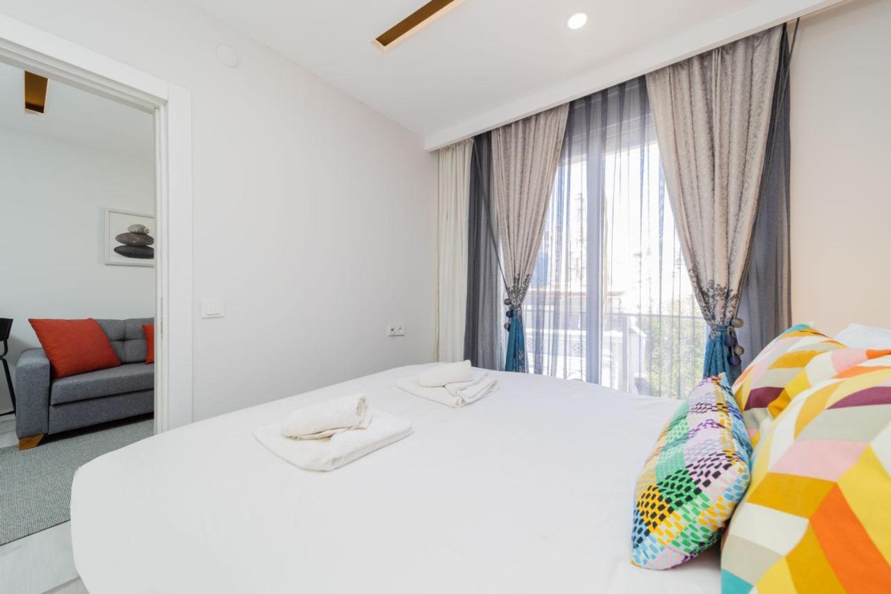 Daire Central And Fully Furnished Flat In Muratpasa